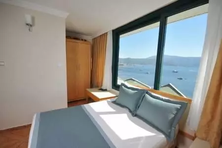 کلاس بیچ مارماریس